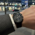 Relógio Swatch X Omega Moonswatch Moonphase Snoopy Preto - Imagem 8